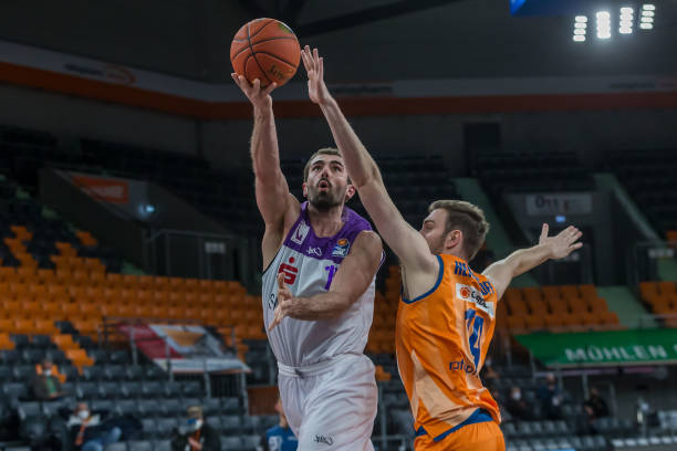 尤文能否摆 尤文能否摆